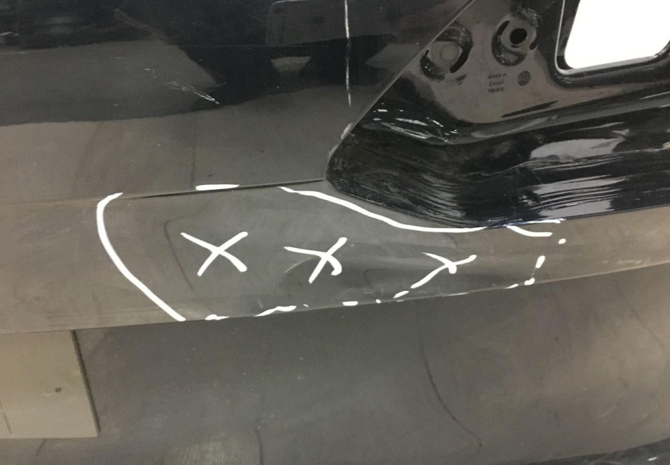 Крышка багажника Volkswagen Touareg 3 2018 oem 760827025C