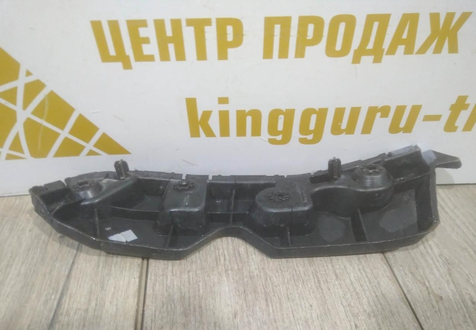 Кронштейн переднего бампера левый бу Renault Duster OEM 622239404R