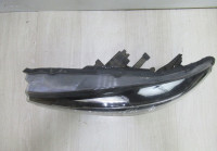 Фара левая Lada Vesta oem 8450006953 (сломан корпус,и все крепл) (скл-3)