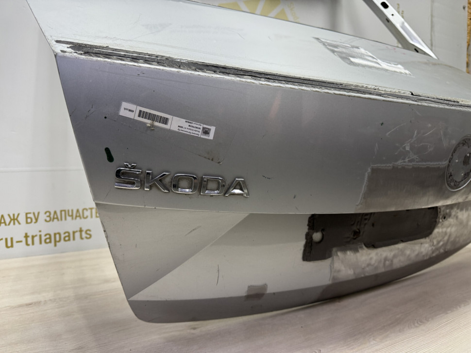 Крышка багажника бу Skoda Octavia A7 (скл-3) OEM 5E5827023B Крышка багажника бу Skoda Octavia A7 (скл-3) OEM 5E5827023B