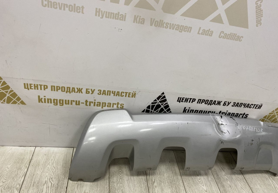 Накладка заднего бампера Renault Duster рестайлинг OEM 850708833R Накладка заднего бампера Renault Duster рестайлинг OEM 850708833R