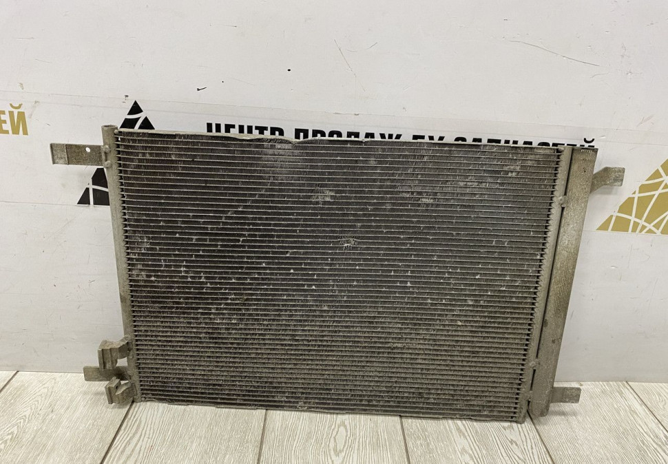 Радиатор кондиционера Skoda Octavia A7 OEM 5Q0816411BG
