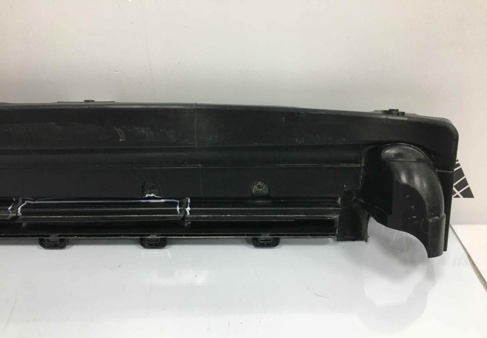Пыльник переднего бампера Volkswagen Transporter T5 T6 (2009>) oem 7E0805962C Пыльник переднего бампера Volkswagen Transporter T5 T6 (2009>) oem 7E0805962C