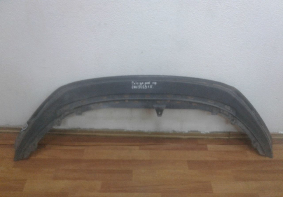 Спойлер переднего бампера Volkswagen Polo oem 6ru805915 (слом.часть)