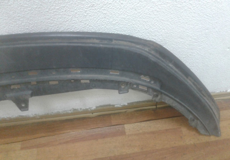 Спойлер переднего бампера Volkswagen Polo oem 6ru805915 (слом.часть) Спойлер переднего бампера Volkswagen Polo oem 6ru805915 (слом.часть)