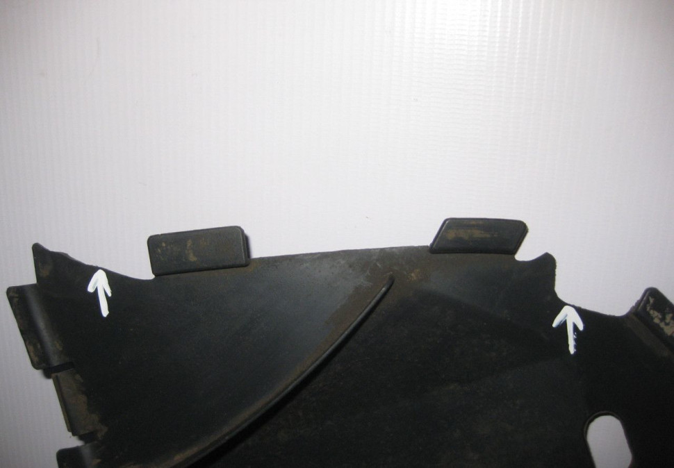 Защита переднего бампера правая бу Renault Logan 1 OEM 8200595807 (деф) (скл-3)