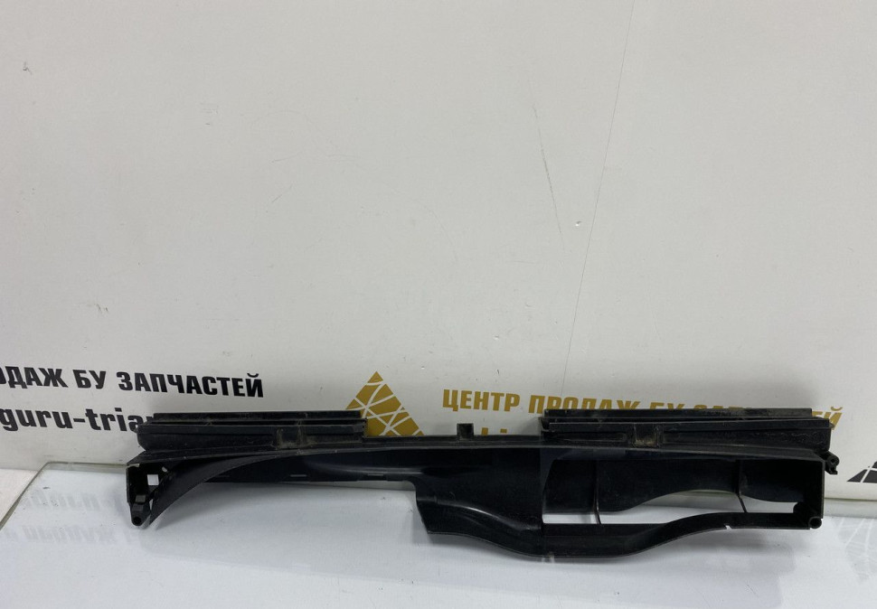 Воздуховод передний верхняя часть Skoda Octavia A7 OEM 5Q0129254B