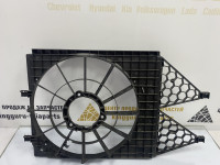 Диффузор вентилятора Volkswagen Polo 5 2009 OEM 6RU121207B