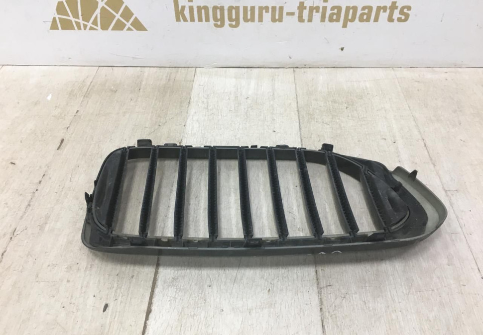 Решетка радиатора левая BMW 5 G30 OEM 51137473691 Решетка радиатора левая BMW 5 G30 OEM 51137473691