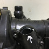 Термостат в сборе (92*C)  Volkswagen Polo 5  oem 06c121111 (слом.мал.часть)