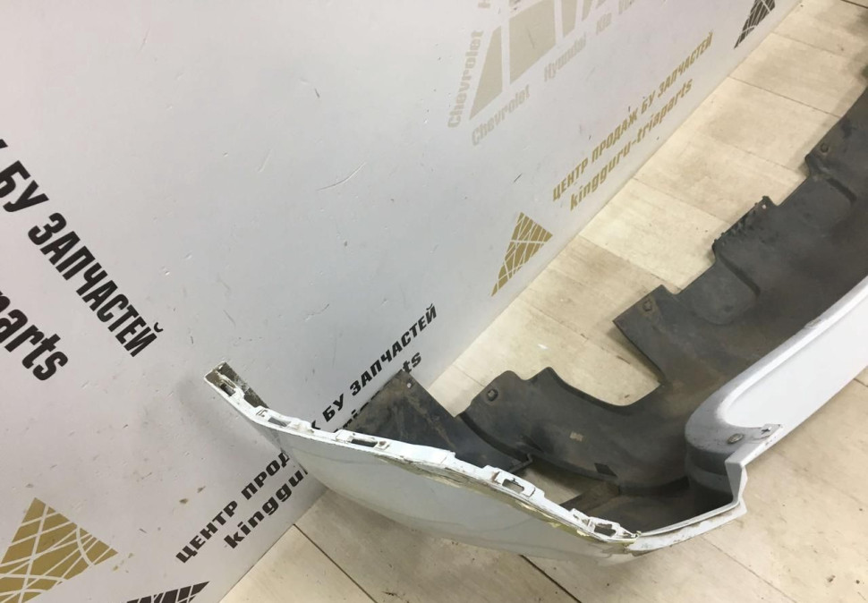 Бампер задний Renault Duster 2015   OEM  850221057R