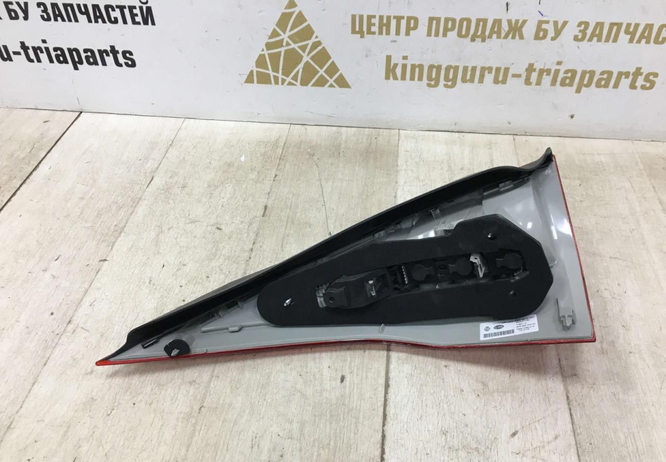 Фонарь правый внешний Renault Megane 2 универсал OEM 8200417351