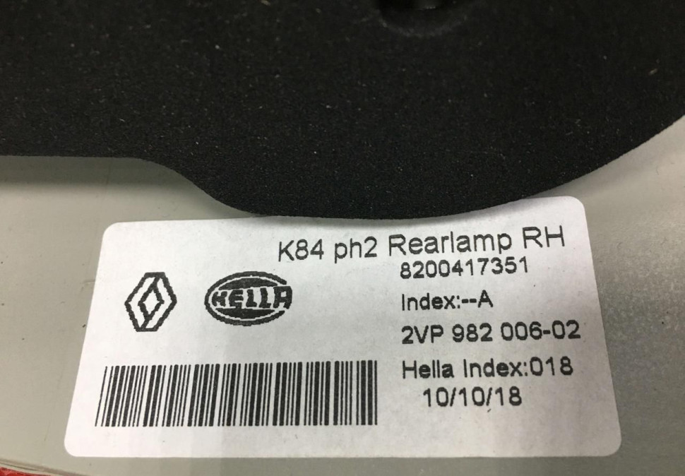Фонарь правый внешний Renault Megane 2 универсал OEM 8200417351