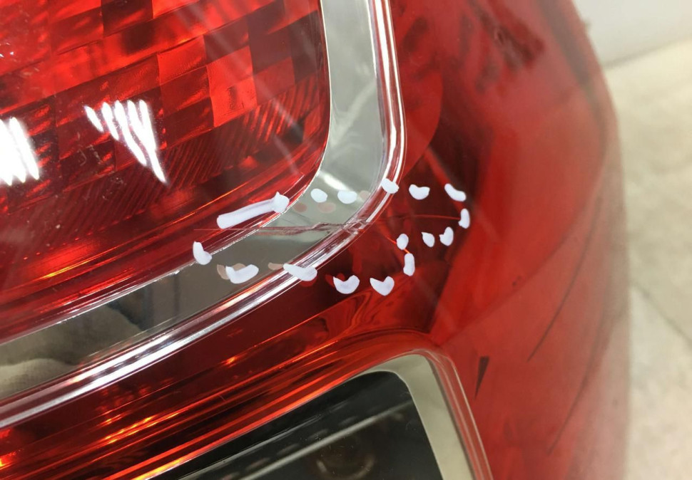 Фонарь правый внешний Renault Megane 2 универсал OEM 8200417351 Фонарь правый внешний Renault Megane 2 универсал OEM 8200417351