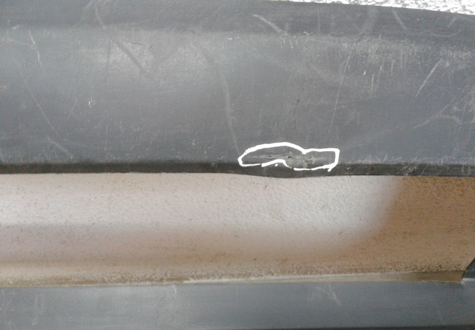 Юбка заднего бампера Volkswagen Touareg NF (10>) (мал. трещ.) oem 7p6807568