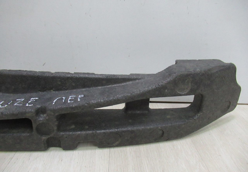 Абсорбер переднего бампера Chevrolet Cruze 1 oem 95080084