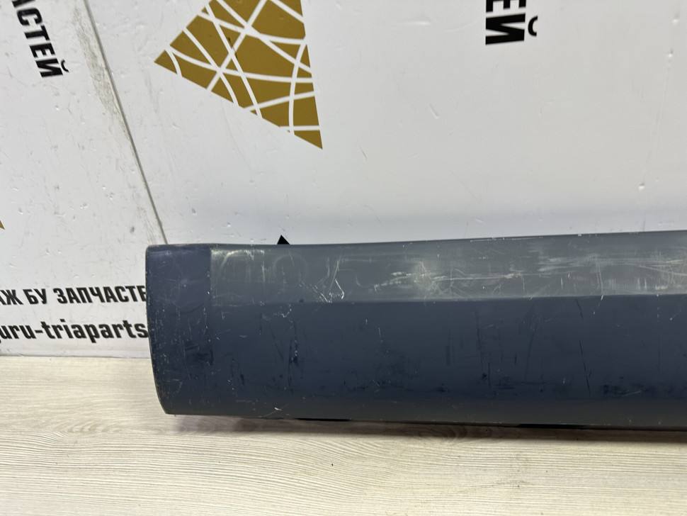 Порог левый бу Skoda Yeti OEM 5L0853855B Порог левый бу Skoda Yeti OEM 5L0853855B