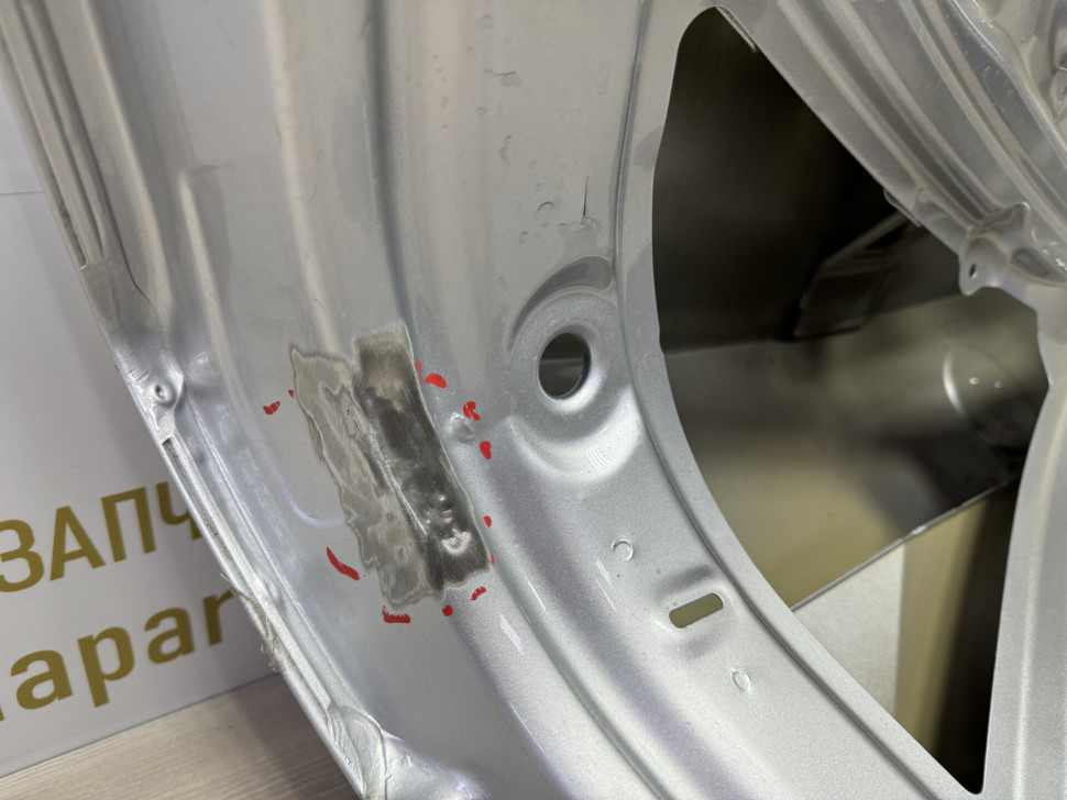 Крышка багажника Skoda Octavia A7 2013  OEM 5E5827023B