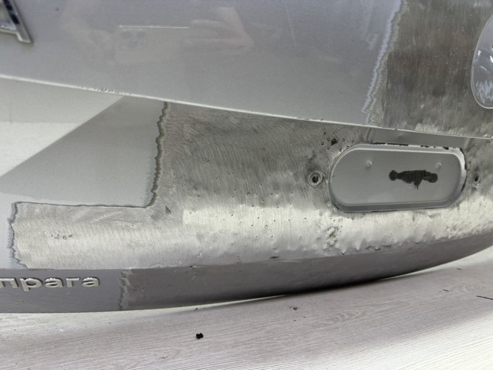 Крышка багажника Skoda Octavia A7 2013  OEM 5E5827023B