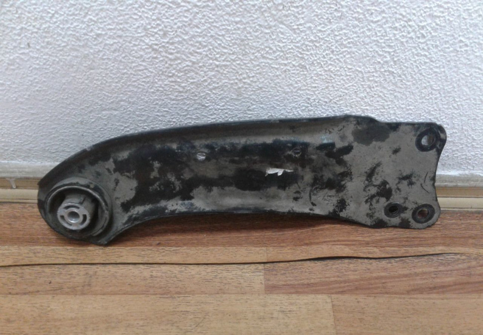 Рычаг продольный задний левый Volkswagen Passat CC oem 3c0505225b