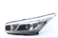 Фара левая ксенон Kia Ceed 2 JD 2012 OEM 92101A2260
