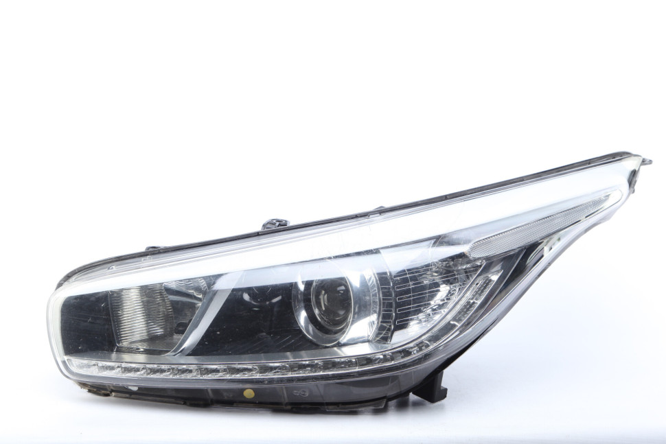 Фара левая ксенон Kia Ceed 2 JD 2012 OEM 92101A2260