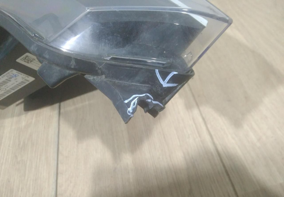 Фара ЛЭД LED левая бу Renault Arkana OEM 260605885R Фара ЛЭД LED левая бу Renault Arkana OEM 260605885R