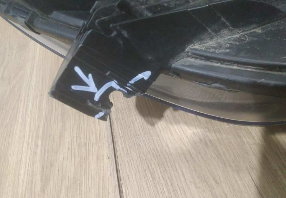 Фара ЛЭД LED левая бу Renault Arkana OEM 260605885R Фара ЛЭД LED левая бу Renault Arkana OEM 260605885R