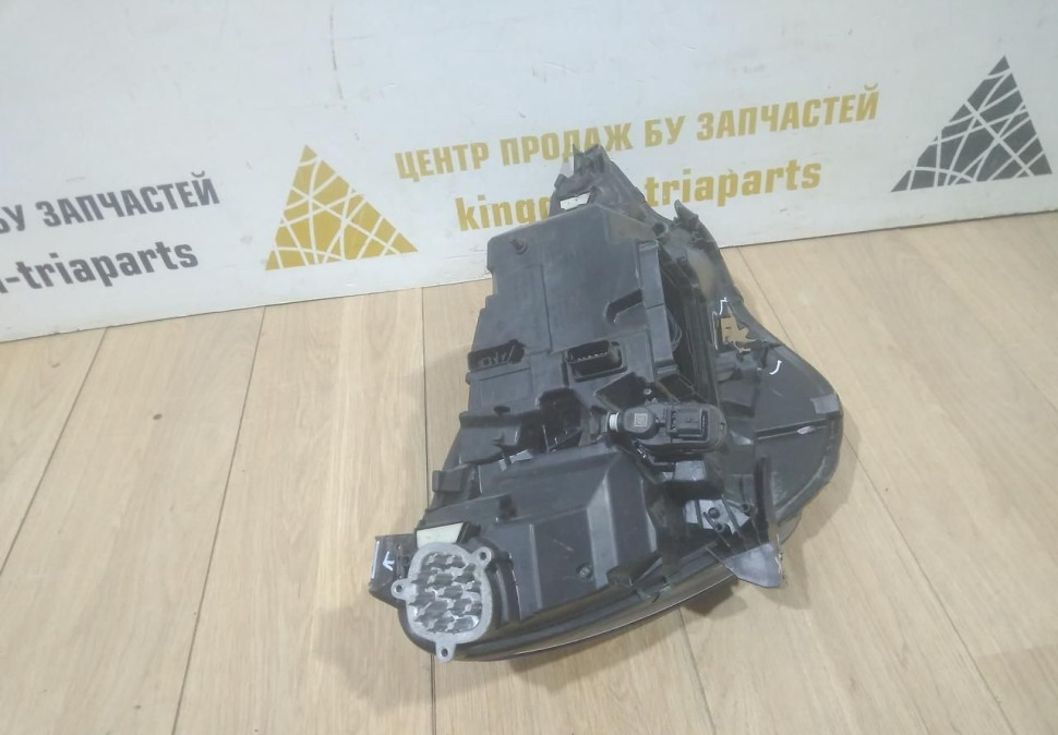 Фара ЛЭД LED левая бу Renault Arkana OEM 260605885R Фара ЛЭД LED левая бу Renault Arkana OEM 260605885R