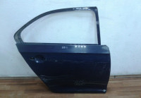 Дверь задняя правая Skoda Rapid oem 5JA833052B (вмятина)