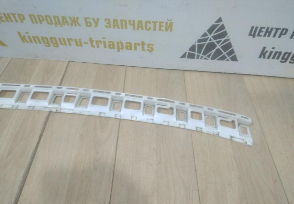 Кронштейн заднего бампера бу Skoda Yeti OEM 5L6807385 Кронштейн заднего бампера бу Skoda Yeti OEM 5L6807385