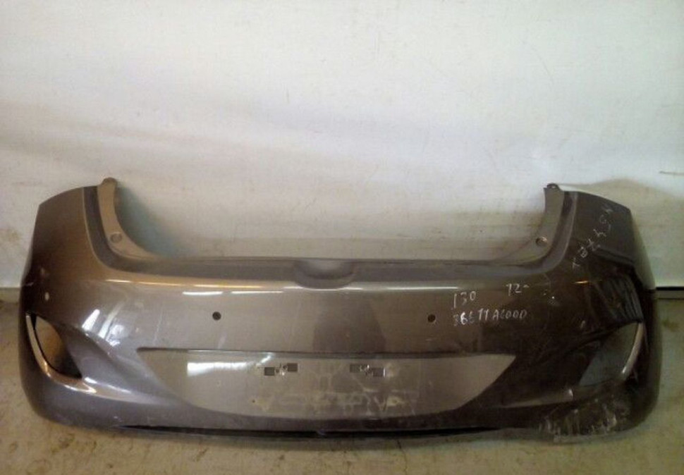 Бампер задний Hyundai i30 12- Oem 86611A6000 (слом пол крепежа)
