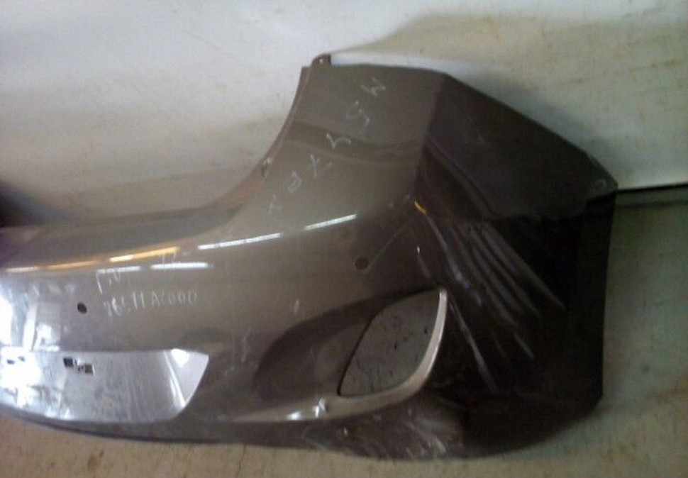 Бампер задний Hyundai i30 12- Oem 86611A6000 (слом пол крепежа)