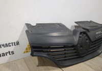 Решетка радиатора бу Renault Logan 2 OEM 623107605R