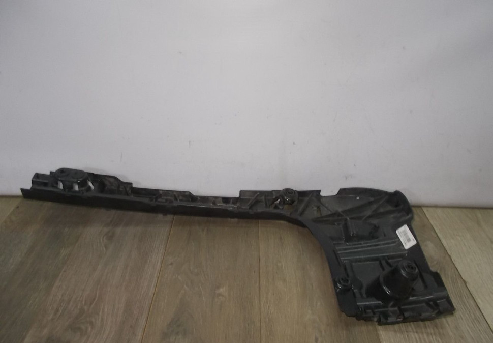 Кронштейн заднего бампера правый верхний бу BMW X3 G01 OEM 51127400666