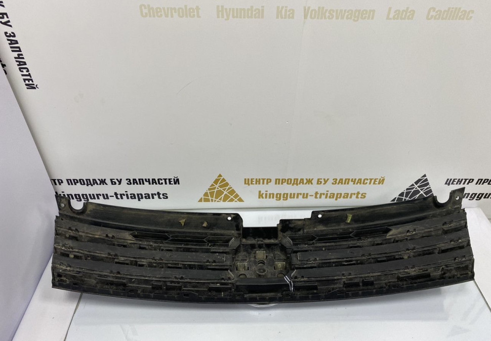 Решетка радиатора Volkswagen Touareg 2 рестайлинг 2018 OEM 7P6853653C Решетка радиатора Volkswagen Touareg 2 рестайлинг 2018 OEM 7P6853653C