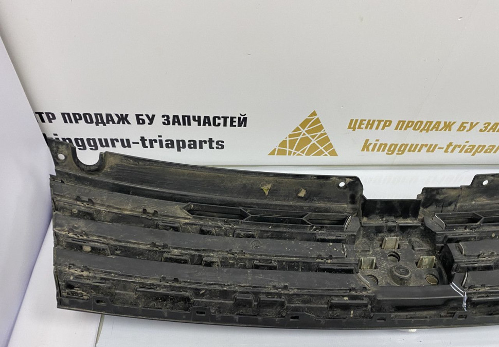 Решетка радиатора Volkswagen Touareg 2 рестайлинг 2018 OEM 7P6853653C Решетка радиатора Volkswagen Touareg 2 рестайлинг 2018 OEM 7P6853653C