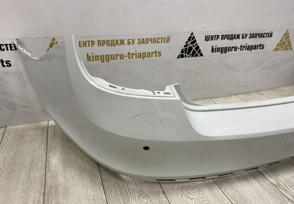Бампер задний Skoda Rapid 2013 OEM 60U807421B