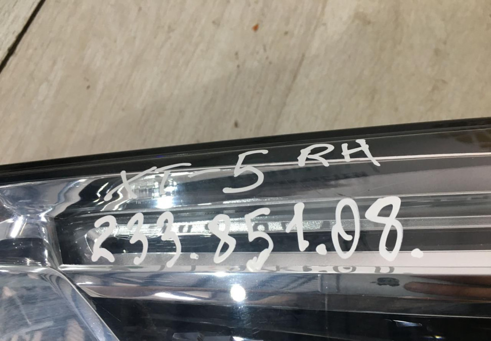 Фара правая Cadillac XT5 LED 2016 oem 23385108 Фара правая Cadillac XT5 LED 2016 oem 23385108