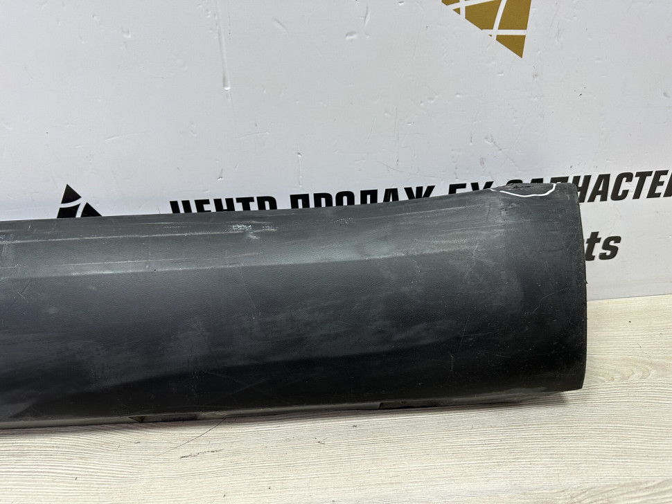 Порог левый бу Skoda Yeti OEM 5L0853855C Порог левый бу Skoda Yeti OEM 5L0853855C