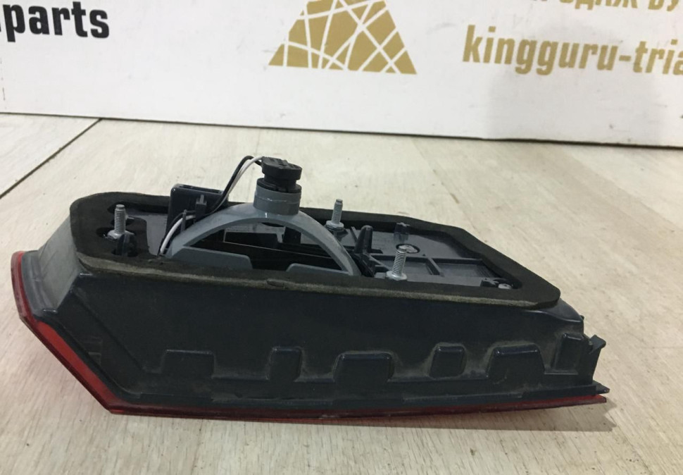 Фонарь правый внутренний BMW 5 G30 OEM 63217376474 Фонарь правый внутренний BMW 5 G30 OEM 63217376474