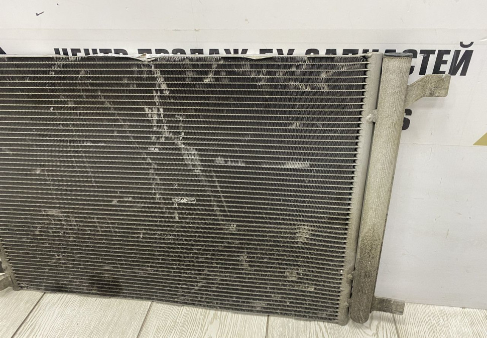 Радиатор кондиционера Skoda Octavia A7 OEM 5Q0816411BG