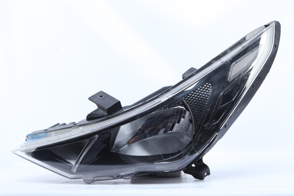 Фара левая Hyundai Solaris 2 рестайлинг 2020 OEM 92101H5500
