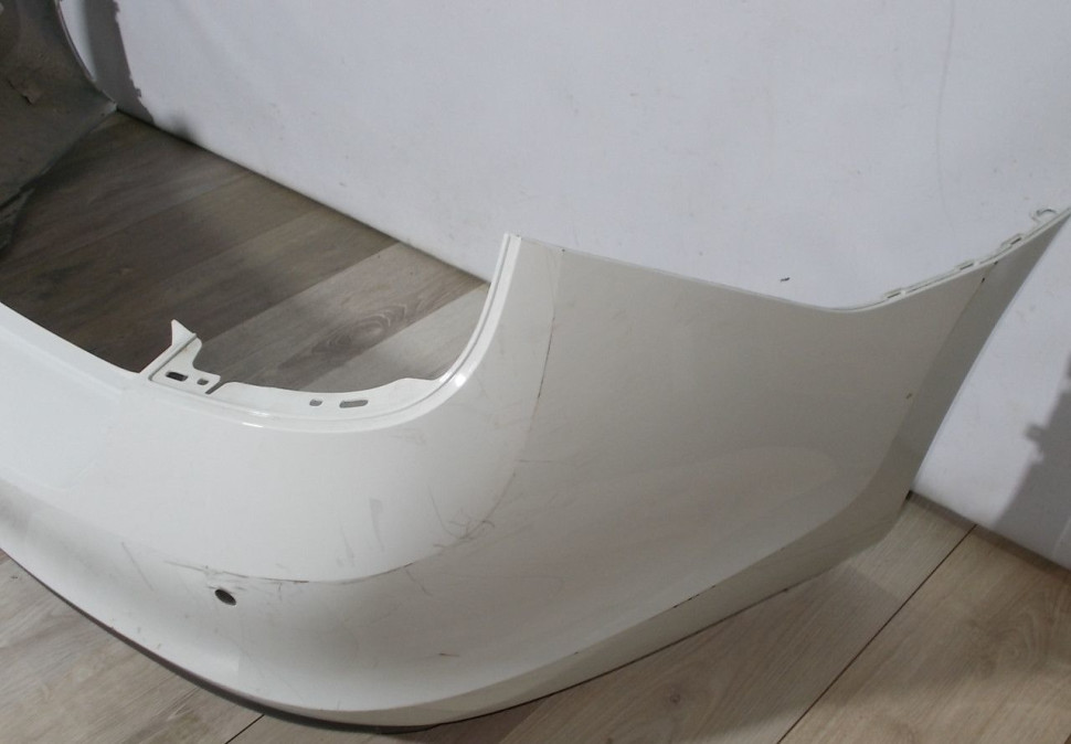 Бампер задний бу Skoda Rapid OEM 60U807421B Бампер задний бу Skoda Rapid OEM 60U807421B