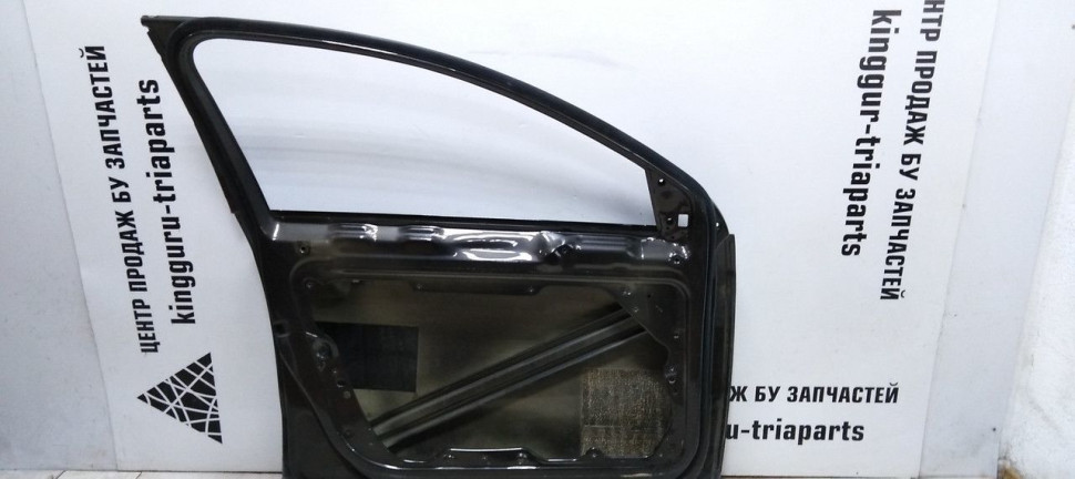 Дверь передняя левая Volkswagen Passat B7 (11-15) oem 3AA831055 Дверь передняя левая Volkswagen Passat B7 (11-15) oem 3AA831055