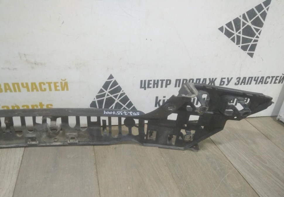Кронштейн заднего бампера центральный бу BMW 7 G11 OEM 51127357144