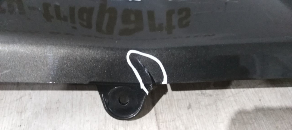 Накладка заднего бампера BMW X6 G06 M-Pack OEM 51128099220 51128092243 Накладка заднего бампера BMW X6 G06 M-Pack OEM 51128099220 51128092243