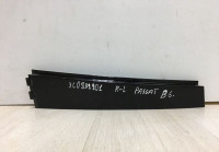 Молдинг двери передний левый Volkswagen Passat B6 oem 3c0839901