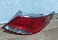 Фонарь правый Hyundai Solaris (14-17) рестайл (скол, трещина) oem 924024l500