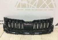 Решетка радиатора Skoda Kodiaq OEM 565853653A